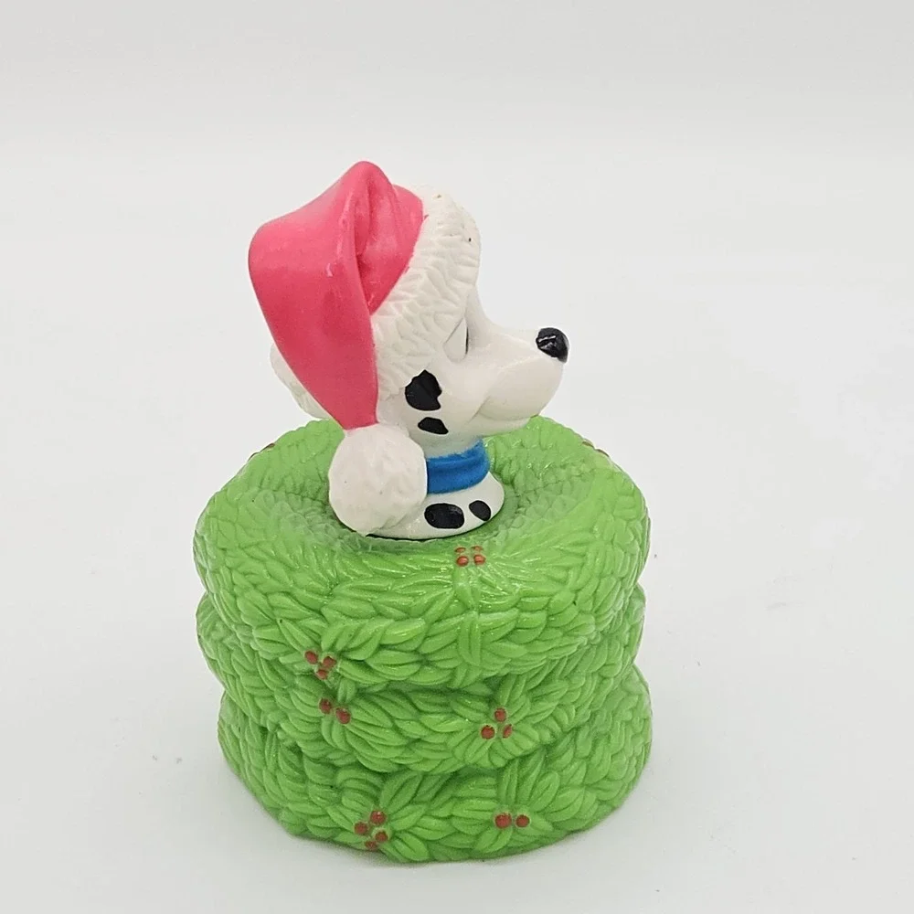 Vintage Disney 101 Dalmatians Christmas PVC Figure Puppy Santa Hat Wreath SV 1-1